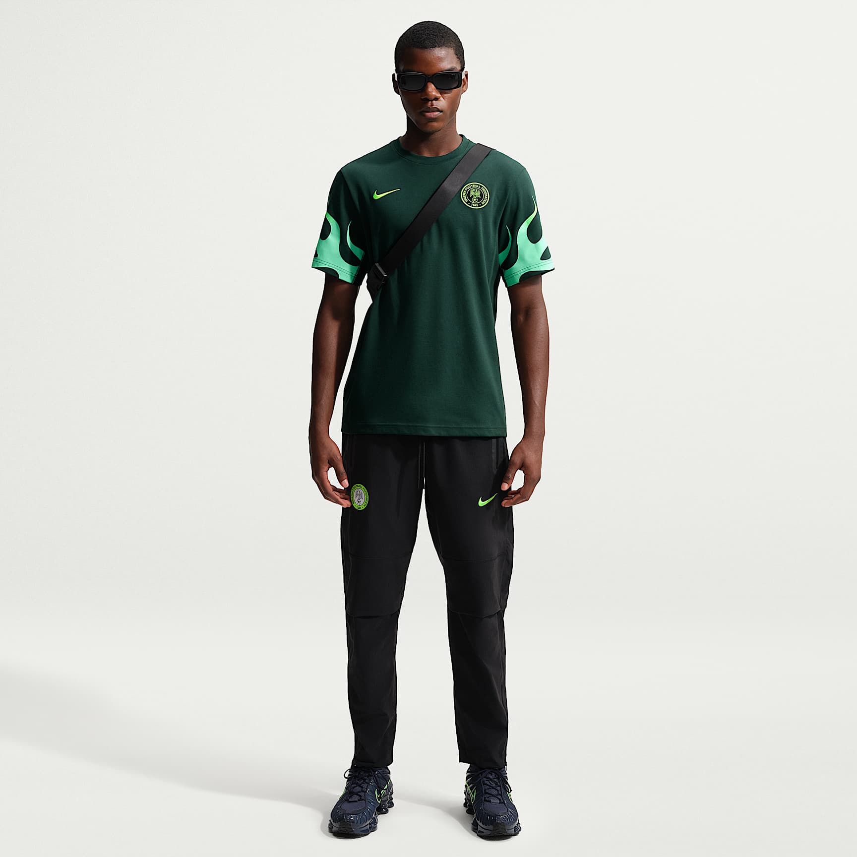 Nigeria Tech Men's Nike Football Woven Pants. Nike CA